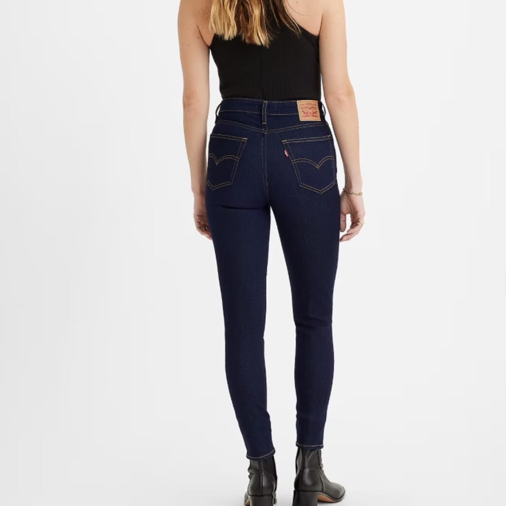 2 Pairs Dark Wash Levi’s 721 High Rise Skinny Jeans